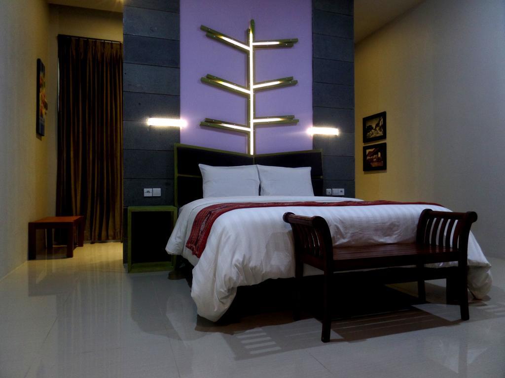 קדירי Bukit Daun Hotel And Resort מראה חיצוני תמונה