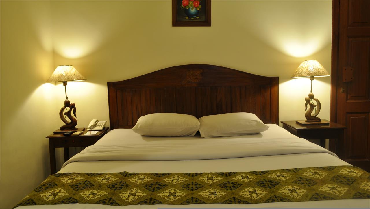 קדירי Bukit Daun Hotel And Resort מראה חיצוני תמונה