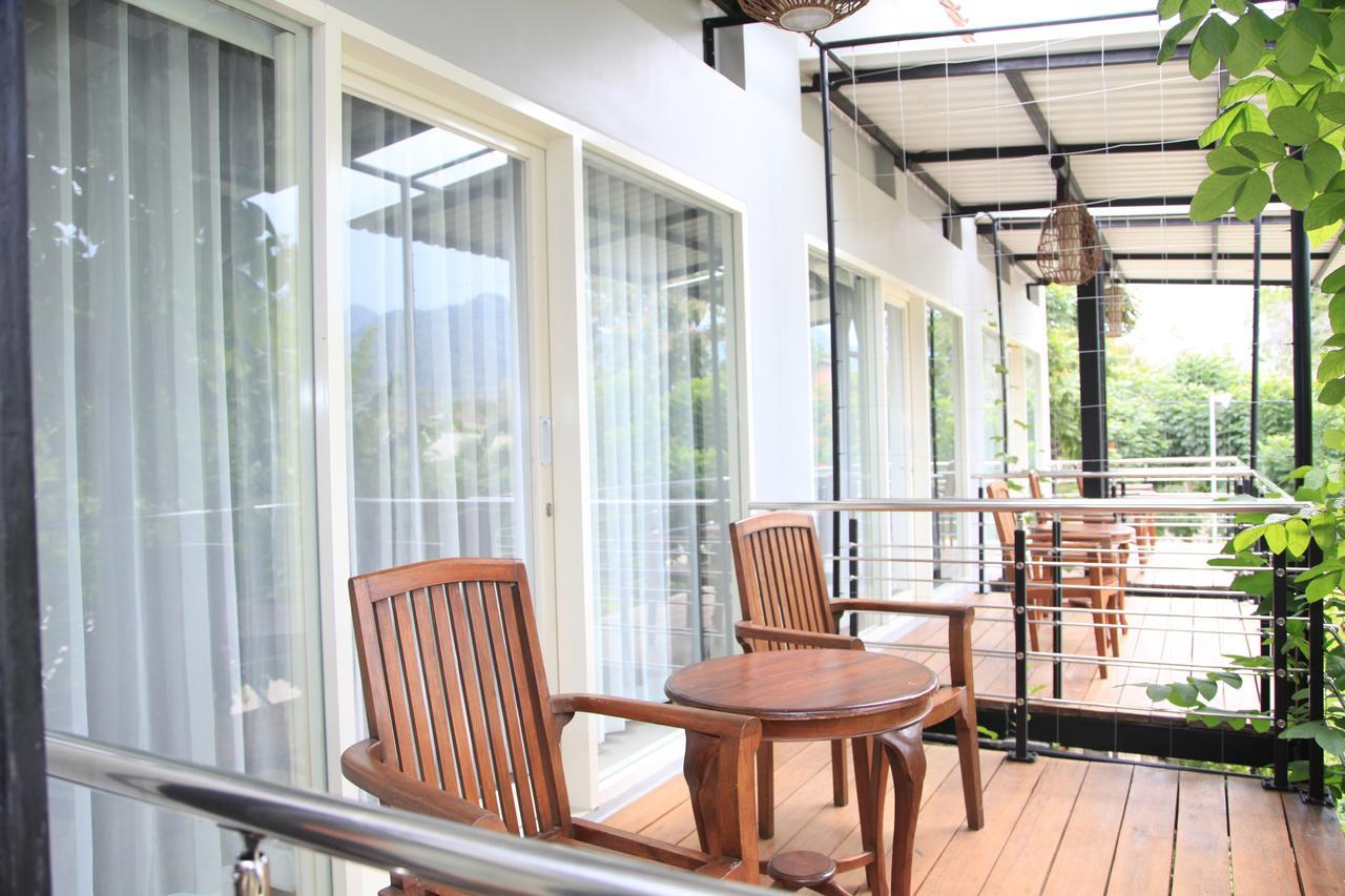 קדירי Bukit Daun Hotel And Resort מראה חיצוני תמונה