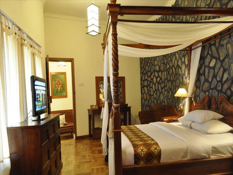 קדירי Bukit Daun Hotel And Resort מראה חיצוני תמונה
